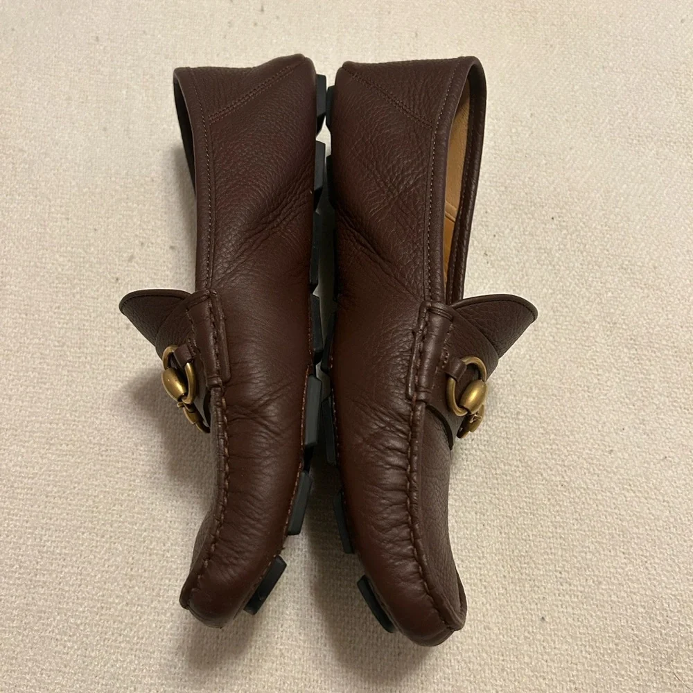 Gucci  Brown Leather Loafers with Gold Accent - Picture 4 of 5